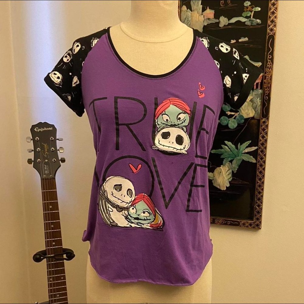 Nightmare Before Christmas TRUE LOVE Jack & Sally TsumTsum T-shirt. Women S.